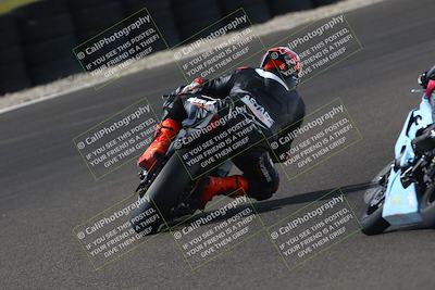 media/Oct-12-2025-CRA (Sun) [[e621380112]]/Races/Race 9/